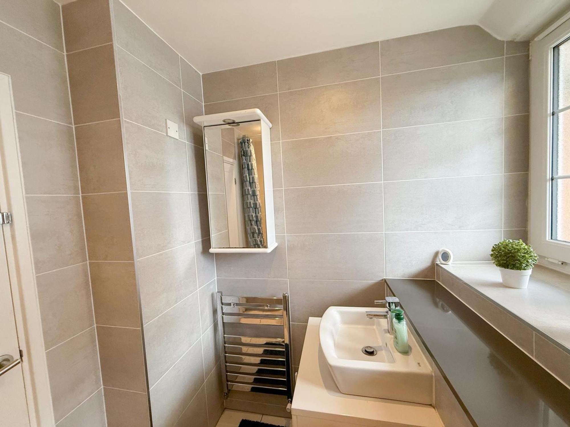 Chic 2-bedroom Flat In Vauxhall Near The Oval *