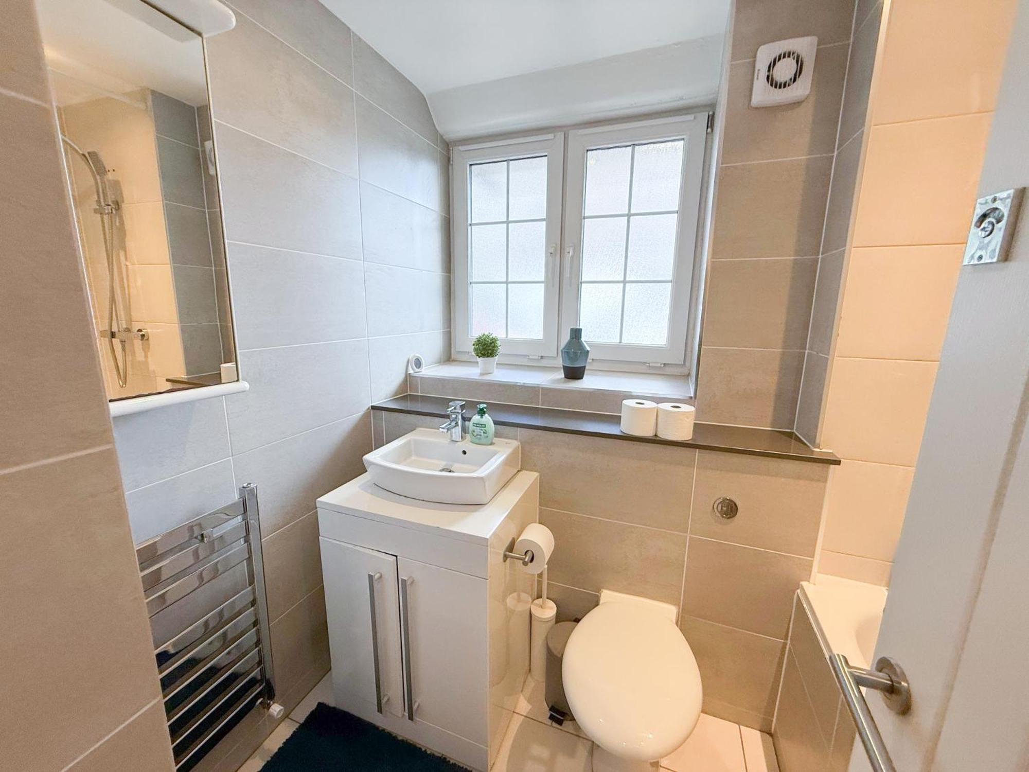 Apartment Chic 2-bedroom Flat In Vauxhall Near The Oval *